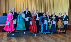 Holm und Barbara auf dem 2. Platz in Enzklösterle